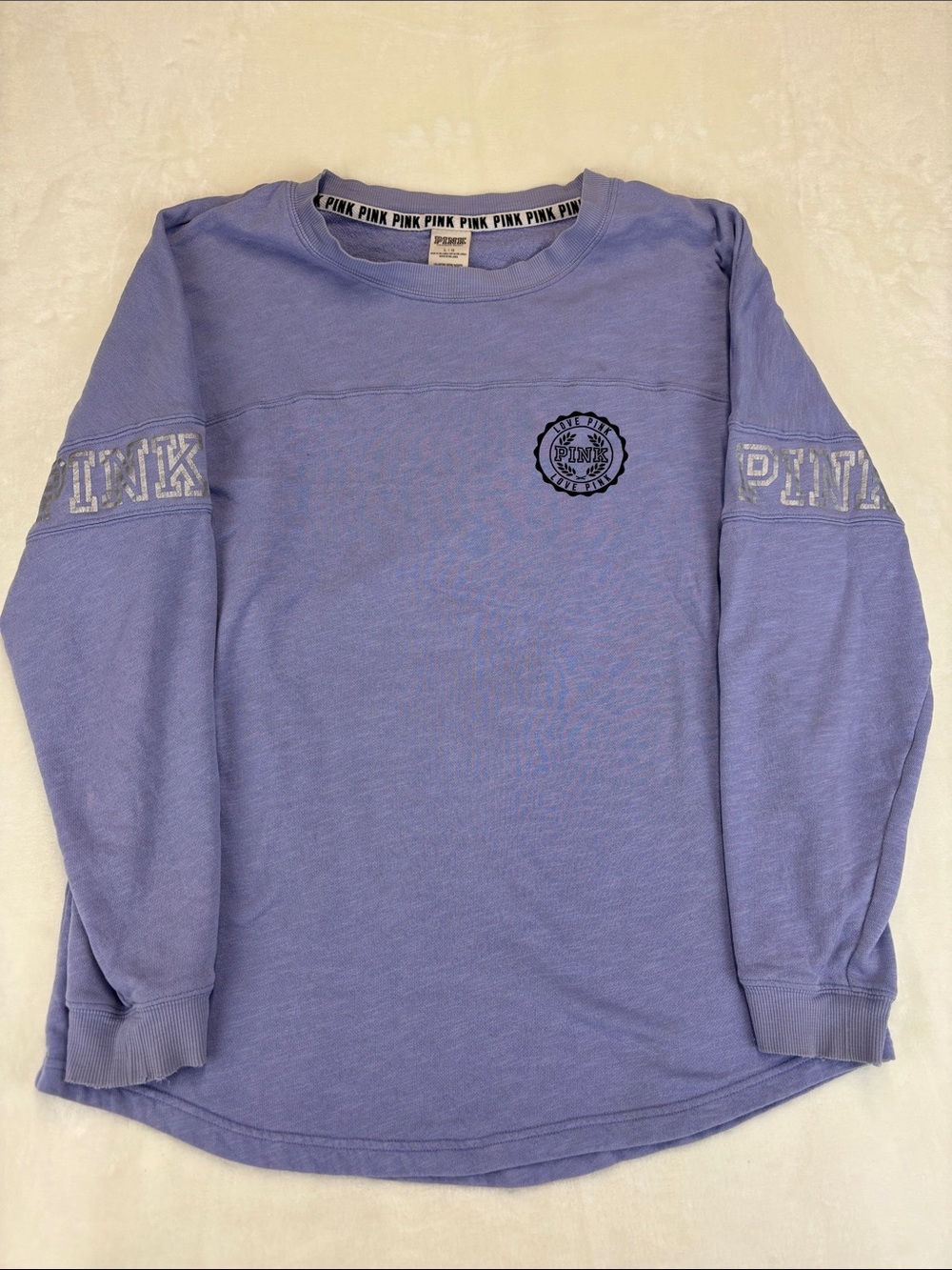 VS PINK Long Sleeve T-Shirt Size Large